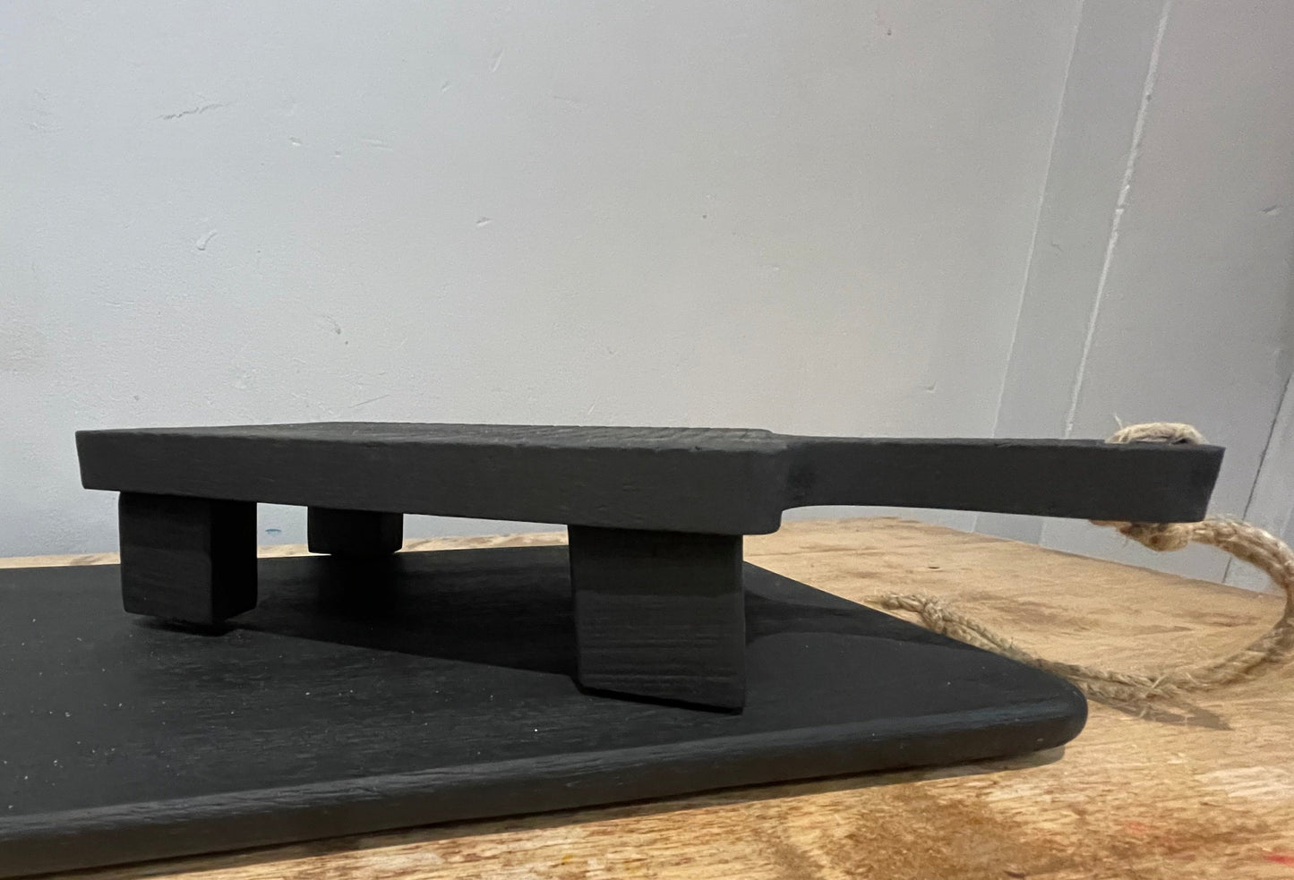 Black Mango Wood Board With Feet