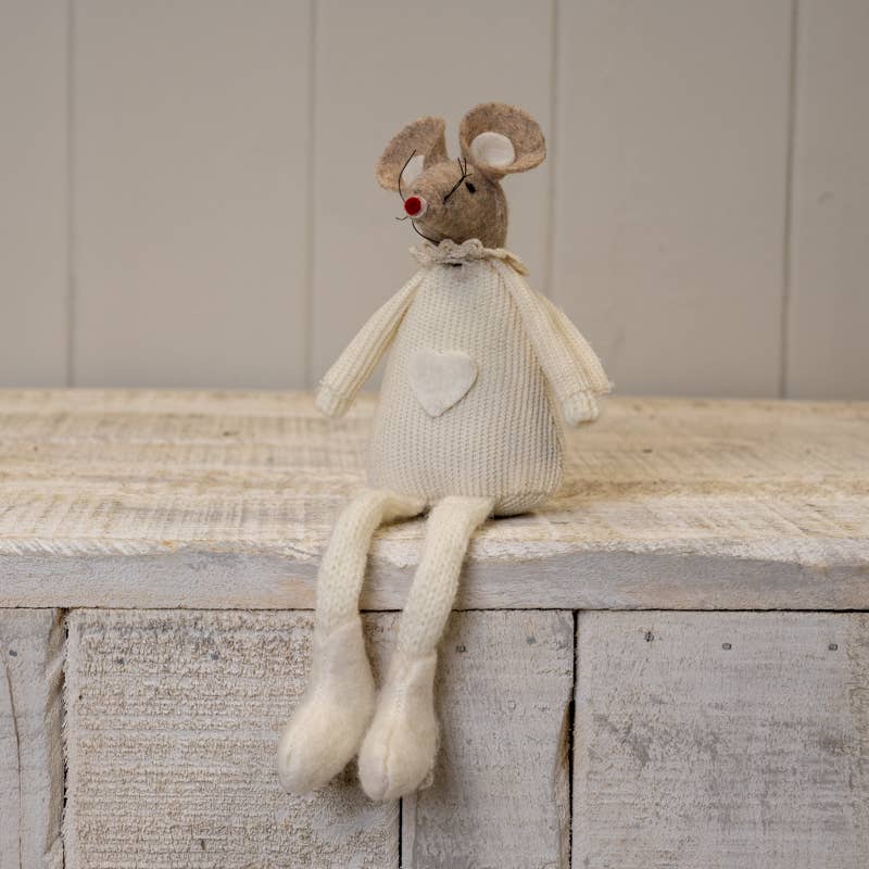 Cream Fabric Sitting Mouse
