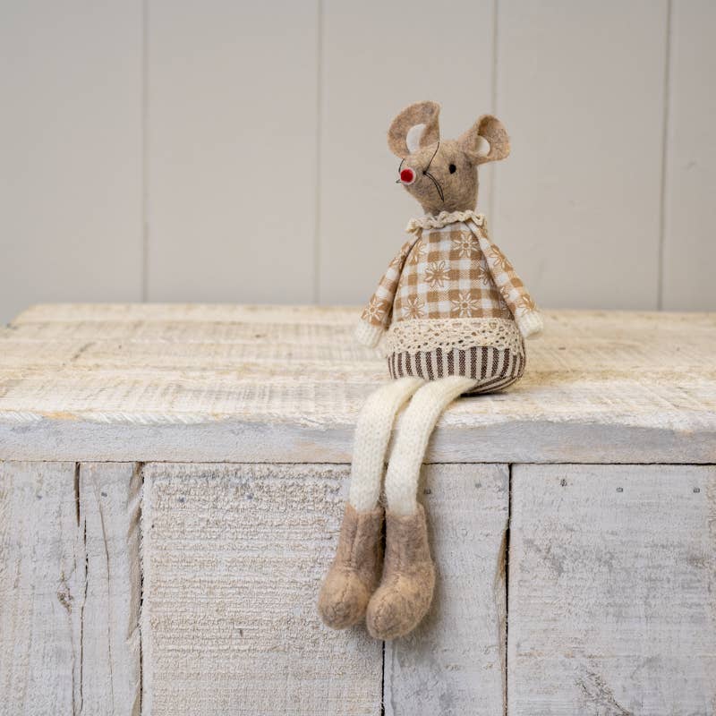 Brown Fabric Sitting Mouse