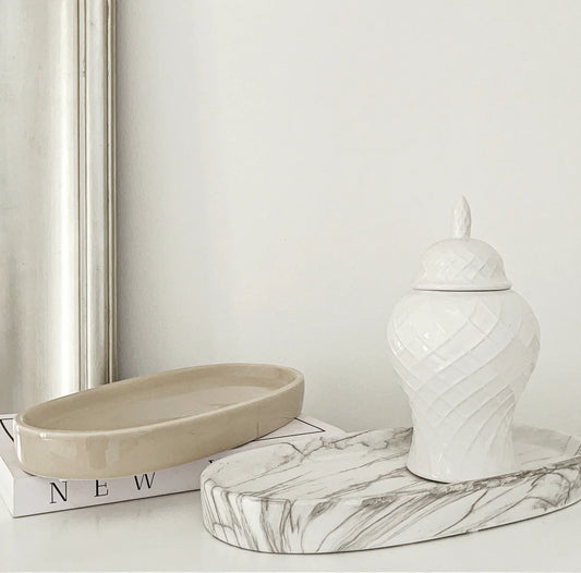 Balmoral Styling Plate Marble Effect