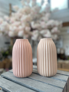 Ribbed Vase - Pink