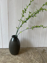 Load image into Gallery viewer, Large Grooved Black/Grey Vase