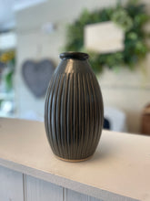 Load image into Gallery viewer, Large Grooved Black/Grey Vase