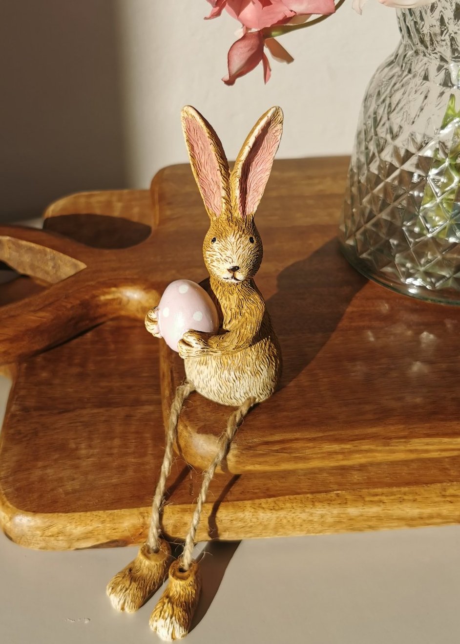 Easter Rabbit With Pink Egg (Sitting)
