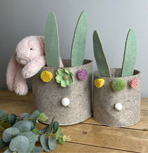 Load image into Gallery viewer, Felt Bunny Easter Basket
